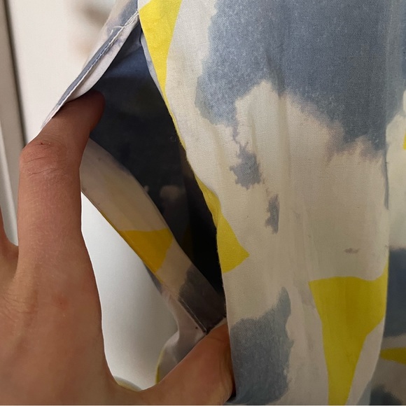 DIANE VON FURSTENBURG BLUE YELLOW AND WHITE WATERCOLOR COTTON WRAP DRESS SIZE 2 - Picture 4 of 10